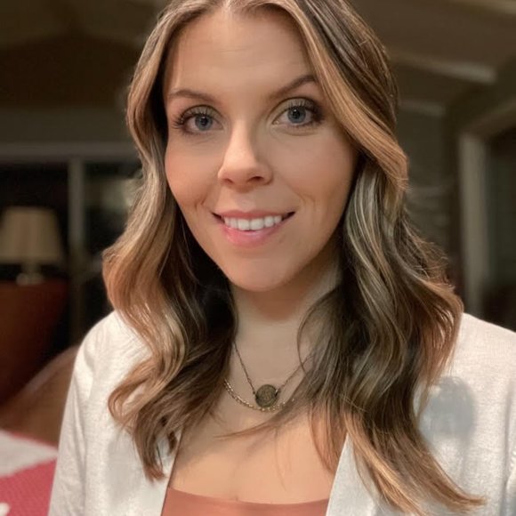 Meet your Posher, Kassie - Picture 1 of 1